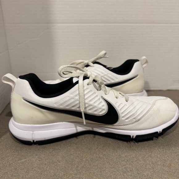 Nike Golf Explorer 2 Men Spikeless White Black Lace-up Golf Shoes 8.5 main image 6